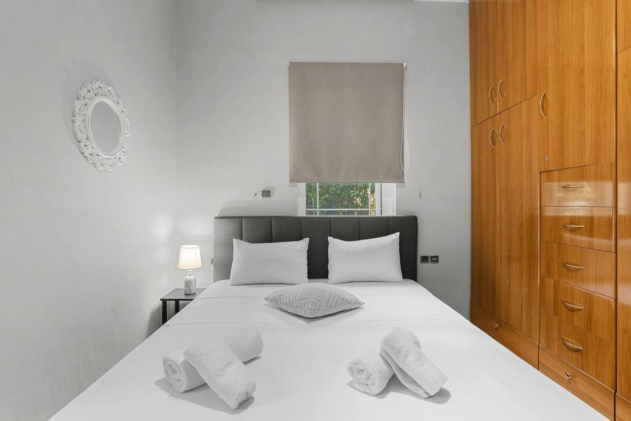Superior Apartment - Overlooking Chania-With Pool Χανιά Εξωτερικό φωτογραφία